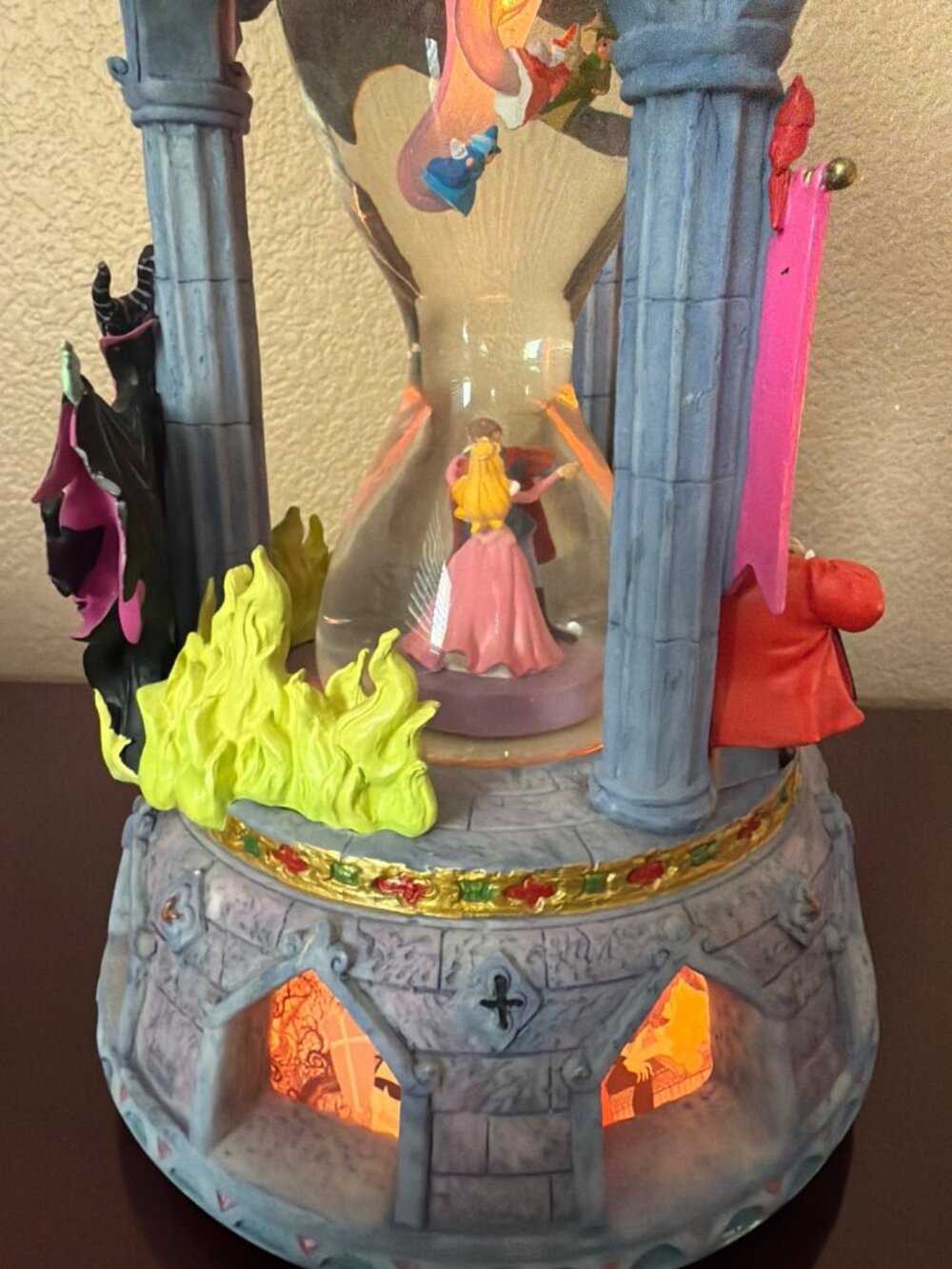 2003 Disney Catalog Sleeping Beauty Hourglass Light Up Musical Aurora Maleficent - Picture 14 of 17